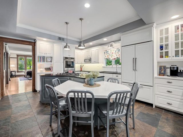 426 W Maple Street, Lombard, IL 60148