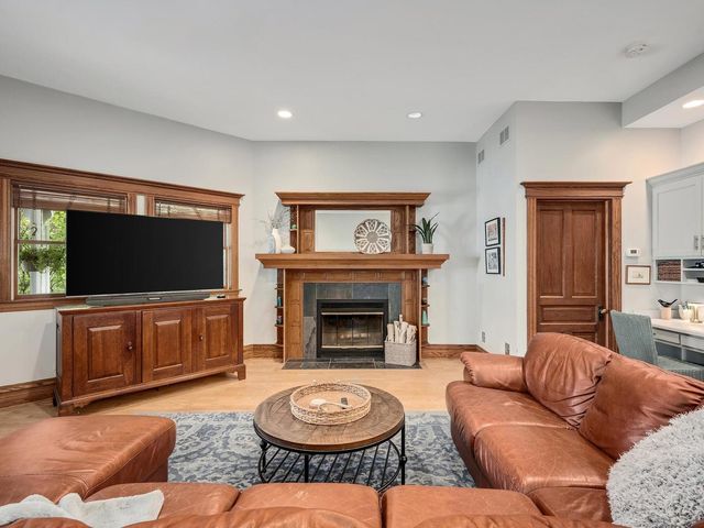 426 W Maple Street, Lombard, IL 60148