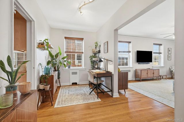 1815 Palmer Avenue 2O, Larchmont, NY 10538