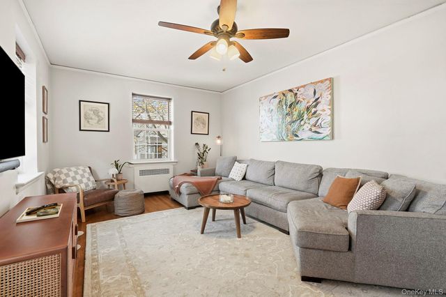 1815 Palmer Avenue 2O, Larchmont, NY 10538