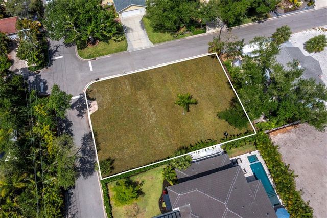 1703 ALTA VISTA STREET, Sarasota, FL 34236