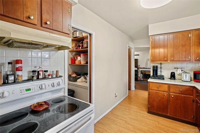 6312 Tamara Drive, Genesee Charter Township, MI 48506