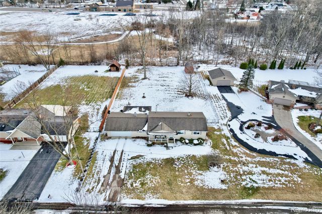 6312 Tamara Drive, Genesee Charter Township, MI 48506