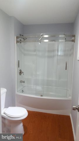 7 BARBERS LN, Cape May Court House, NJ 08210