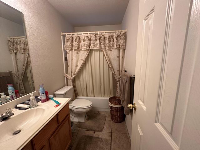 2114 Faldo LN, Round Rock, TX 78664