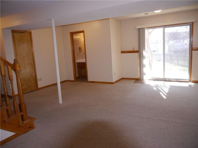 1601 Stasi Avenue, Raymore, MO 64083