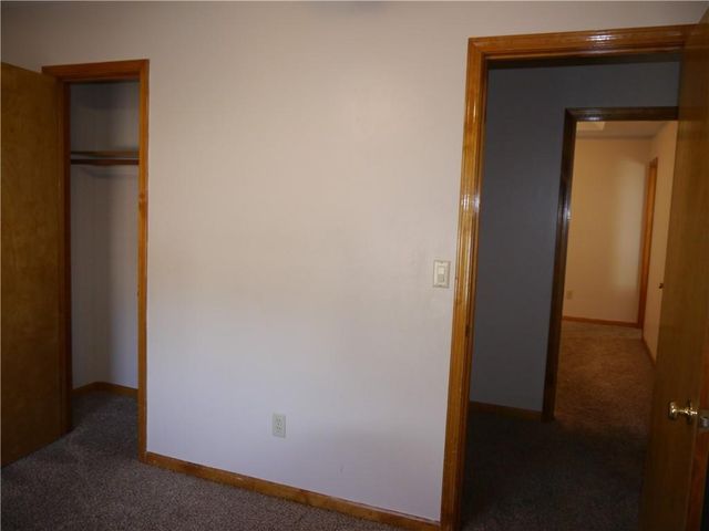 1601 Stasi Avenue, Raymore, MO 64083