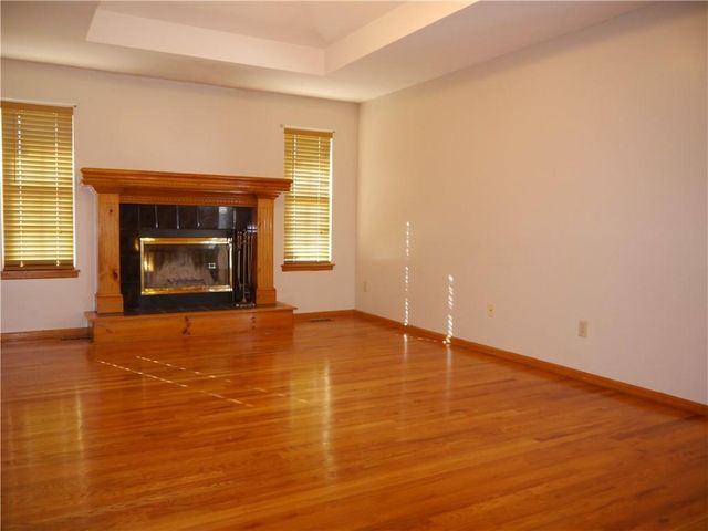 1601 Stasi Avenue, Raymore, MO 64083