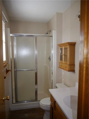 1601 Stasi Avenue, Raymore, MO 64083