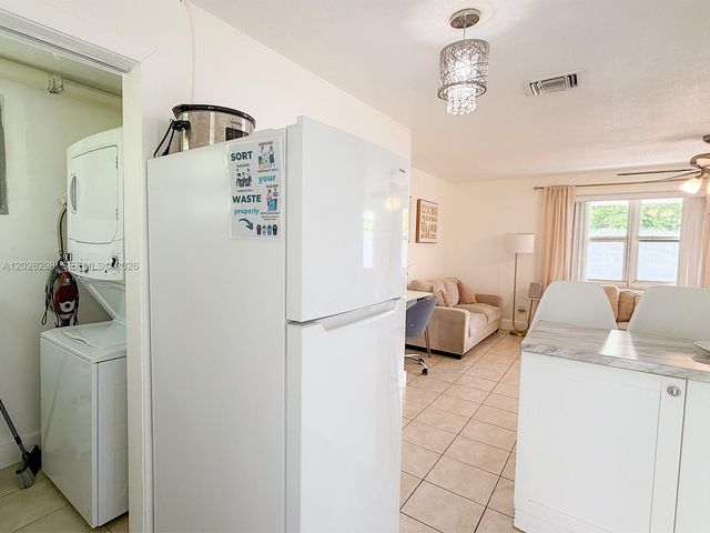 1827 SW 21st St, Fort Lauderdale, FL 33315