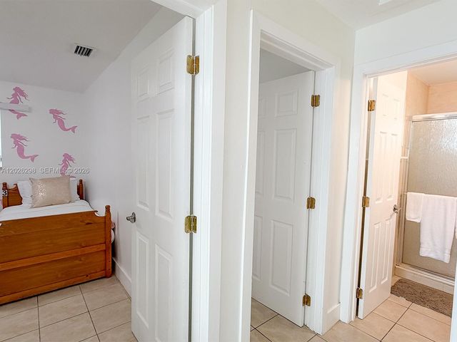 1827 SW 21st St, Fort Lauderdale, FL 33315