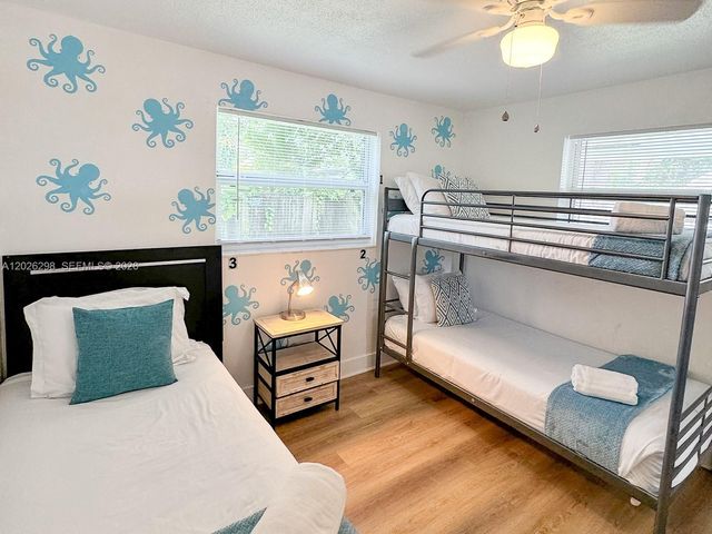 1827 SW 21st St, Fort Lauderdale, FL 33315