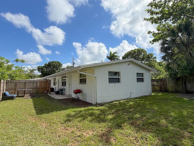 1827 SW 21st St, Fort Lauderdale, FL 33315