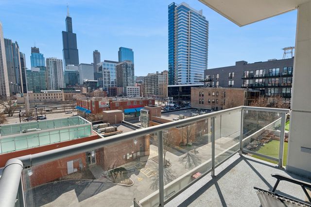 123 S Green Street 505B, Chicago, IL 60607