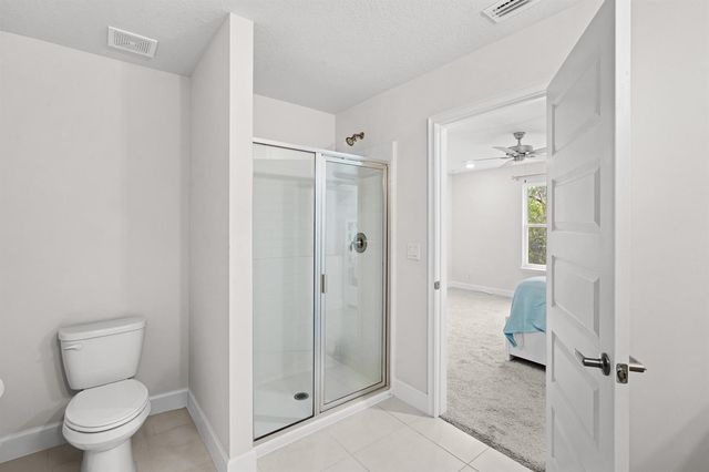 692 NE Turtleback Trail, Port St. Lucie, FL 34983
