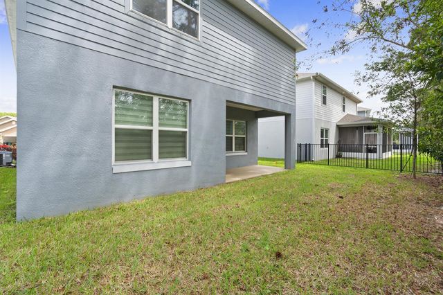 692 NE Turtleback Trail, Port St. Lucie, FL 34983