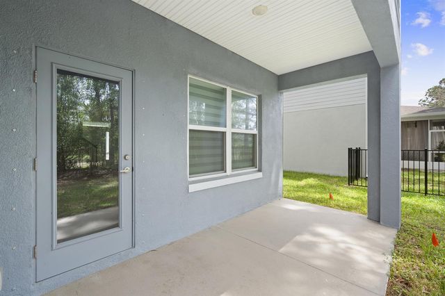 692 NE Turtleback Trail, Port St. Lucie, FL 34983