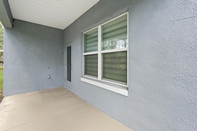 692 NE Turtleback Trail, Port St. Lucie, FL 34983