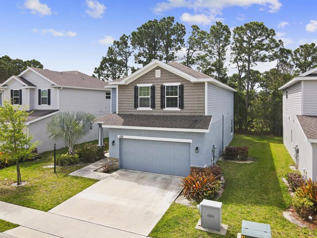 692 NE Turtleback Trail, Port St. Lucie, FL 34983