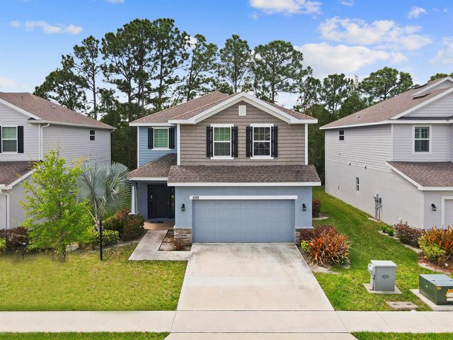 692 NE Turtleback Trail, Port St. Lucie, FL 34983