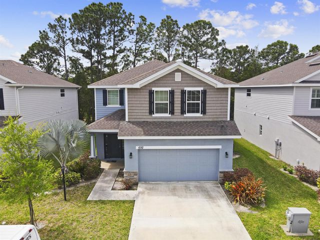692 NE Turtleback Trail, Port St. Lucie, FL 34983