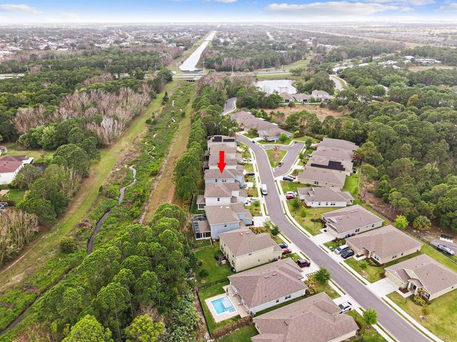 692 NE Turtleback Trail, Port St. Lucie, FL 34983