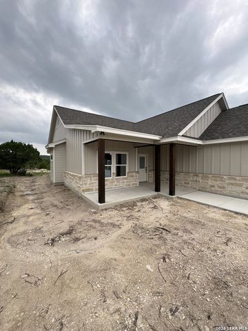 951 Rocky Ridge Loop, Canyon Lake, TX 78133