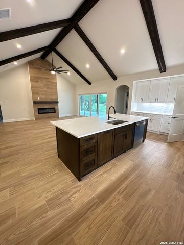 951 Rocky Ridge Loop, Canyon Lake, TX 78133