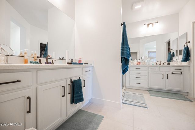 10545 E TEXAS Avenue, Mesa, AZ 85212