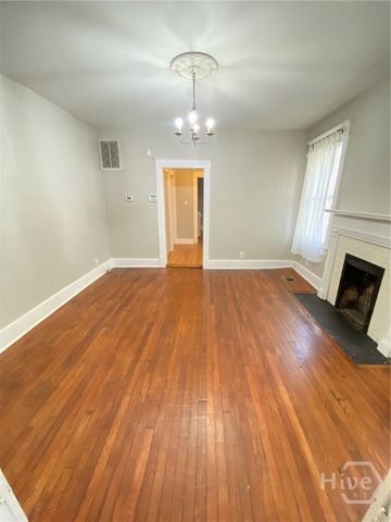 507 E Duffy Street, Savannah, GA 31401