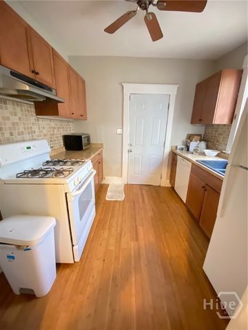 507 E Duffy Street, Savannah, GA 31401