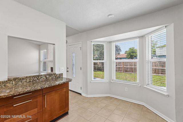 8446 SAND POINT Drive W, Jacksonville, FL 32244