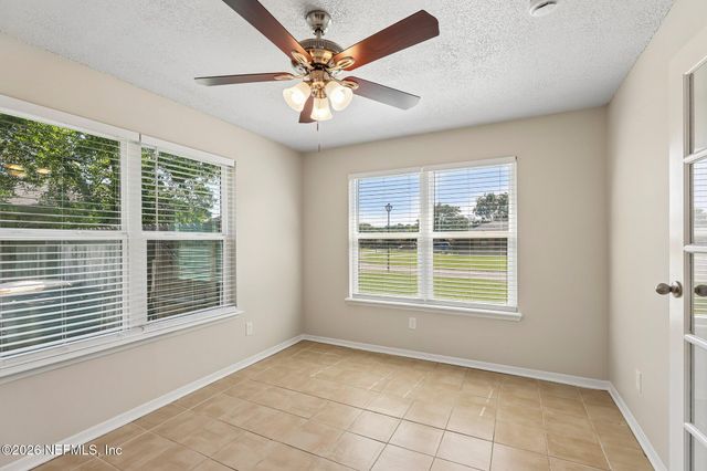 8446 SAND POINT Drive W, Jacksonville, FL 32244