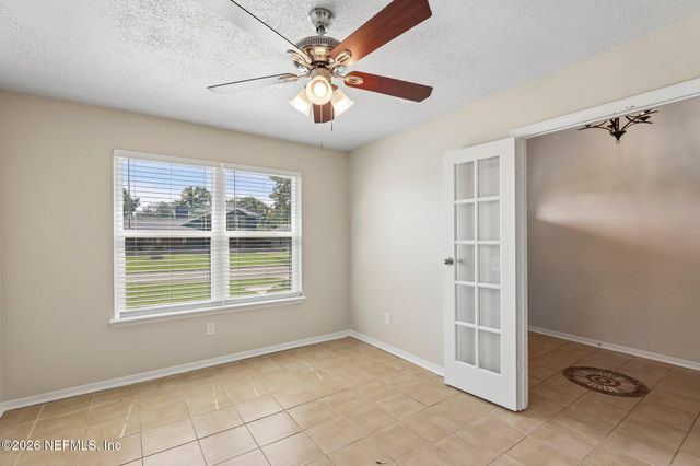 8446 SAND POINT Drive W, Jacksonville, FL 32244