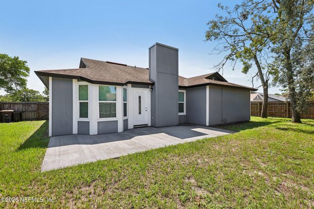 8446 SAND POINT Drive W, Jacksonville, FL 32244