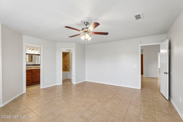 8446 SAND POINT Drive W, Jacksonville, FL 32244