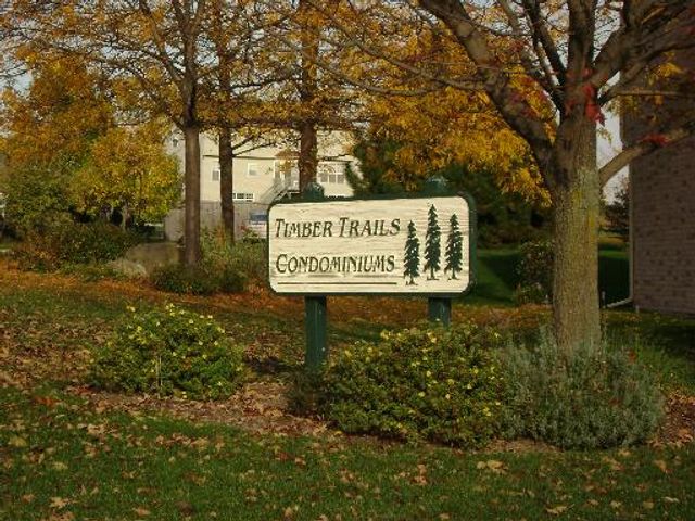 1739 COURT Street 1739, Mchenry, IL 60050