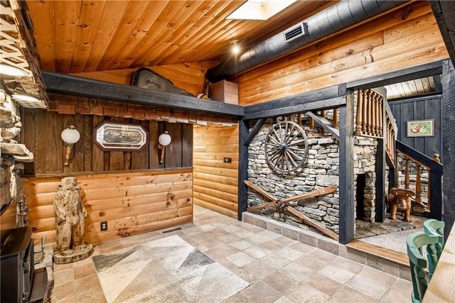 147 Weyant Rd, Saltlick Twp, PA 15490