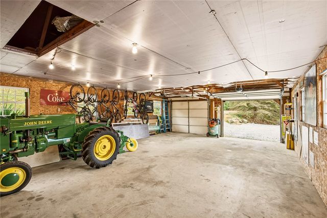 147 Weyant Rd, Saltlick Twp, PA 15490