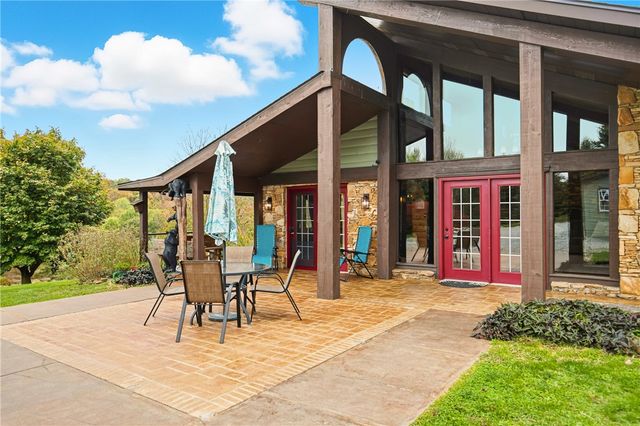 147 Weyant Rd, Saltlick Twp, PA 15490