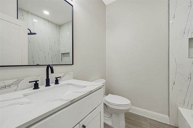 11015 Harston Drive, Tomball, TX 77375