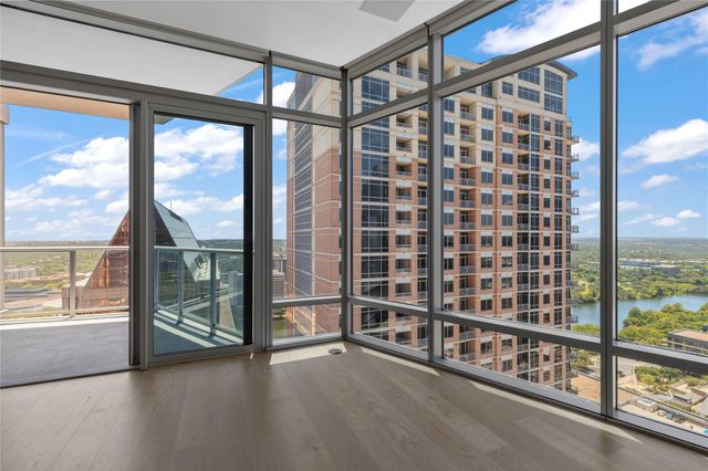200 Congress Ave 28SW, Austin, TX 78701