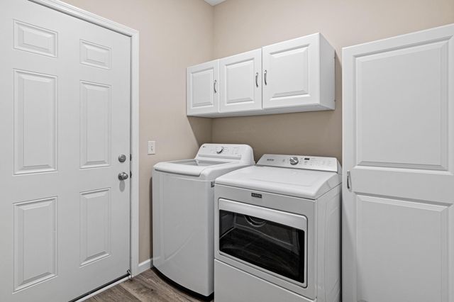 4151 Blakewood Drive, Shakopee, MN 55379