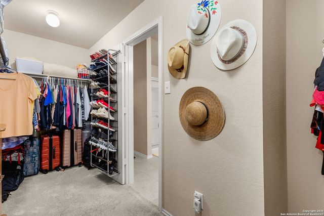 1321 W Nolte Farms, Seguin, TX 78155