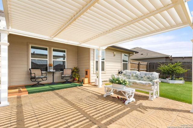 1321 W Nolte Farms, Seguin, TX 78155