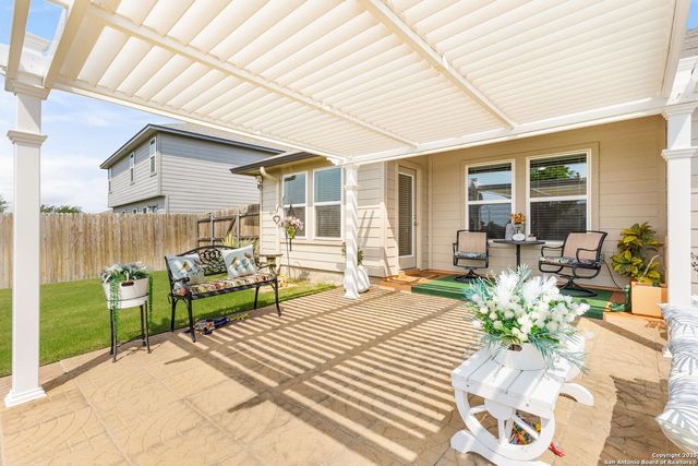 1321 W Nolte Farms, Seguin, TX 78155
