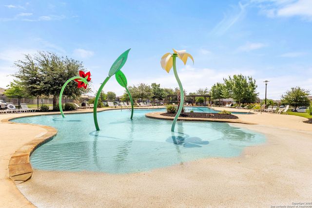 1321 W Nolte Farms, Seguin, TX 78155