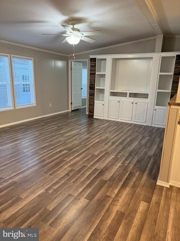 45 CHESAPEAKE MOBILE CT, Hanover, MD 21076