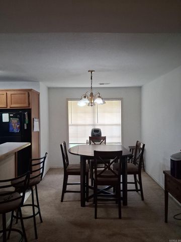 6367 W Abilene Dr, Fayetteville, AR 72704