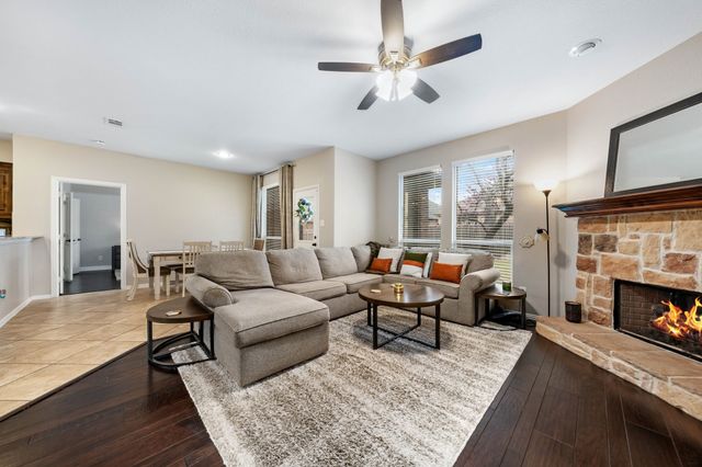 11921 Sundog Way, Fort Worth, TX 76244